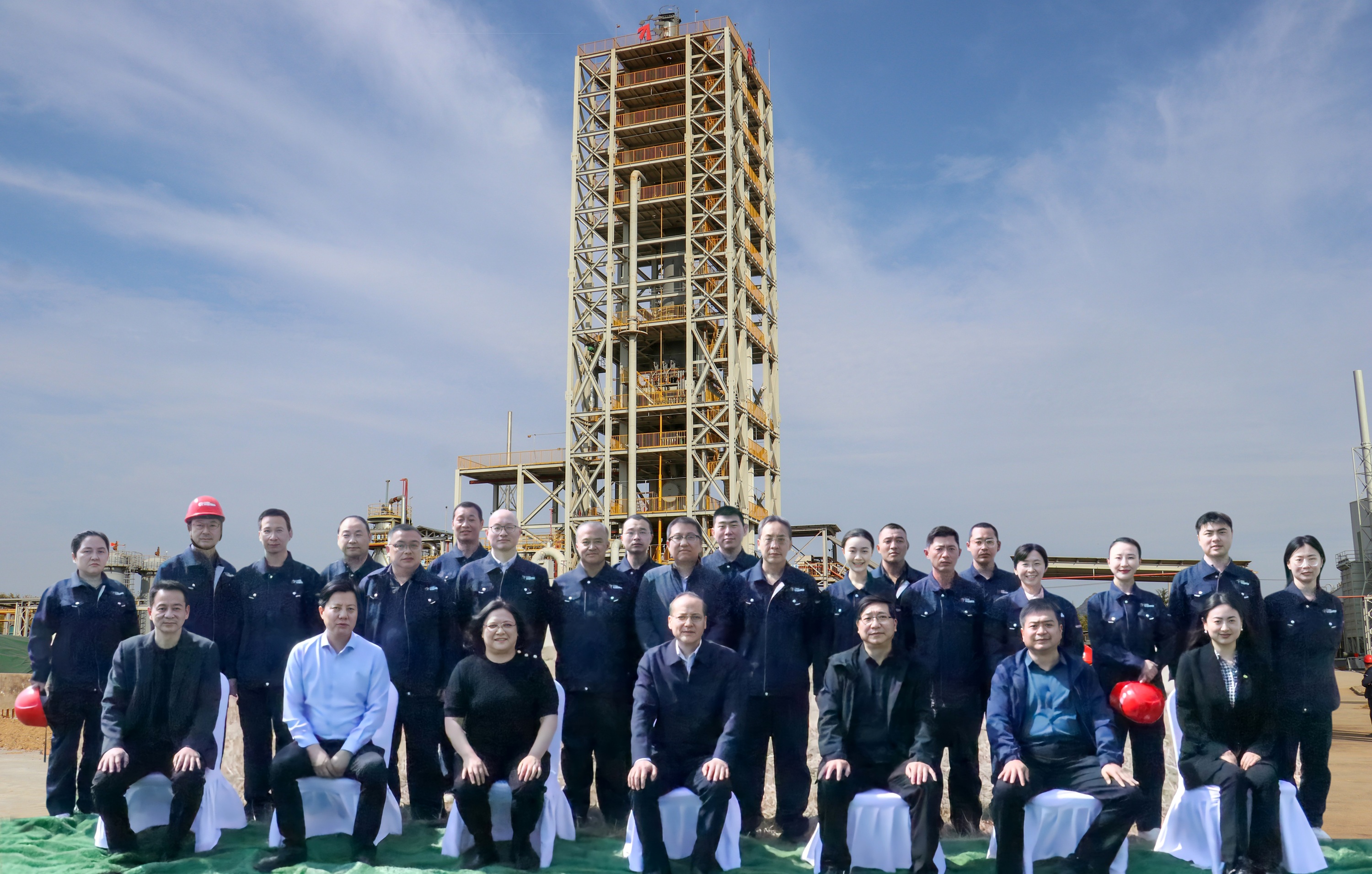 集團公司領(lǐng)導到純氫冶金技術(shù)開發(fā)中試基地調(diào)研